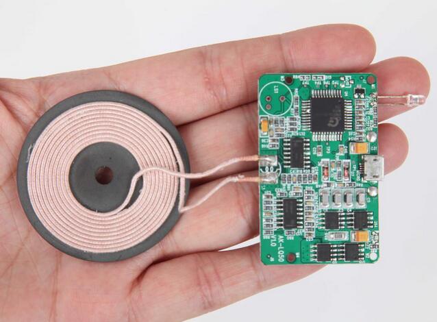 無(wú)線充電器電路板抄板解密